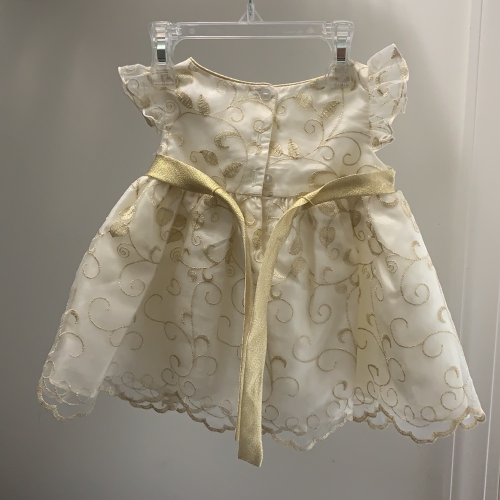 🥳Cute formal 12M dress by sweet heart rose - Picture 3 of 5
